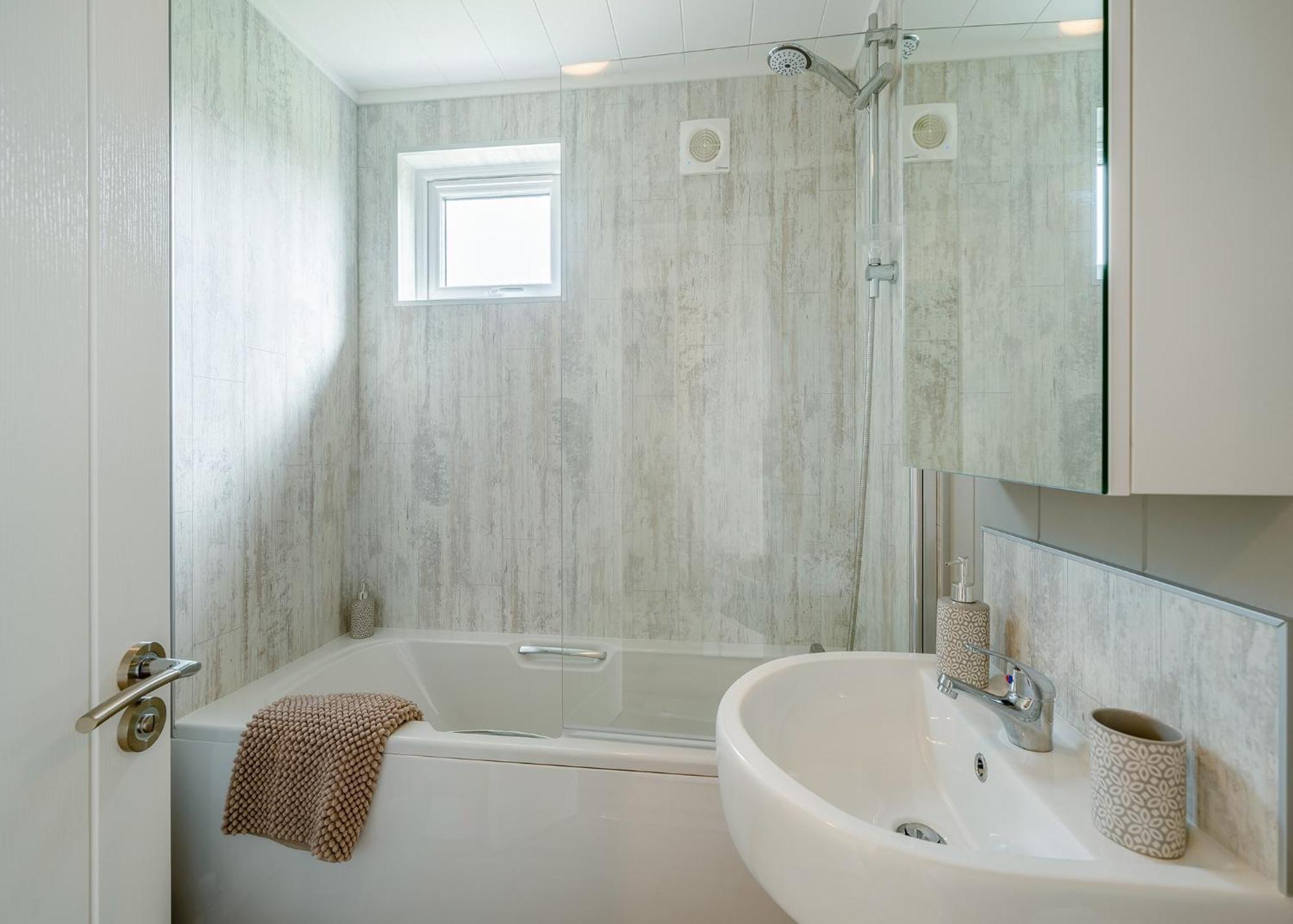 Eden Lodge Retreat Crosby  Екстер'єр фото